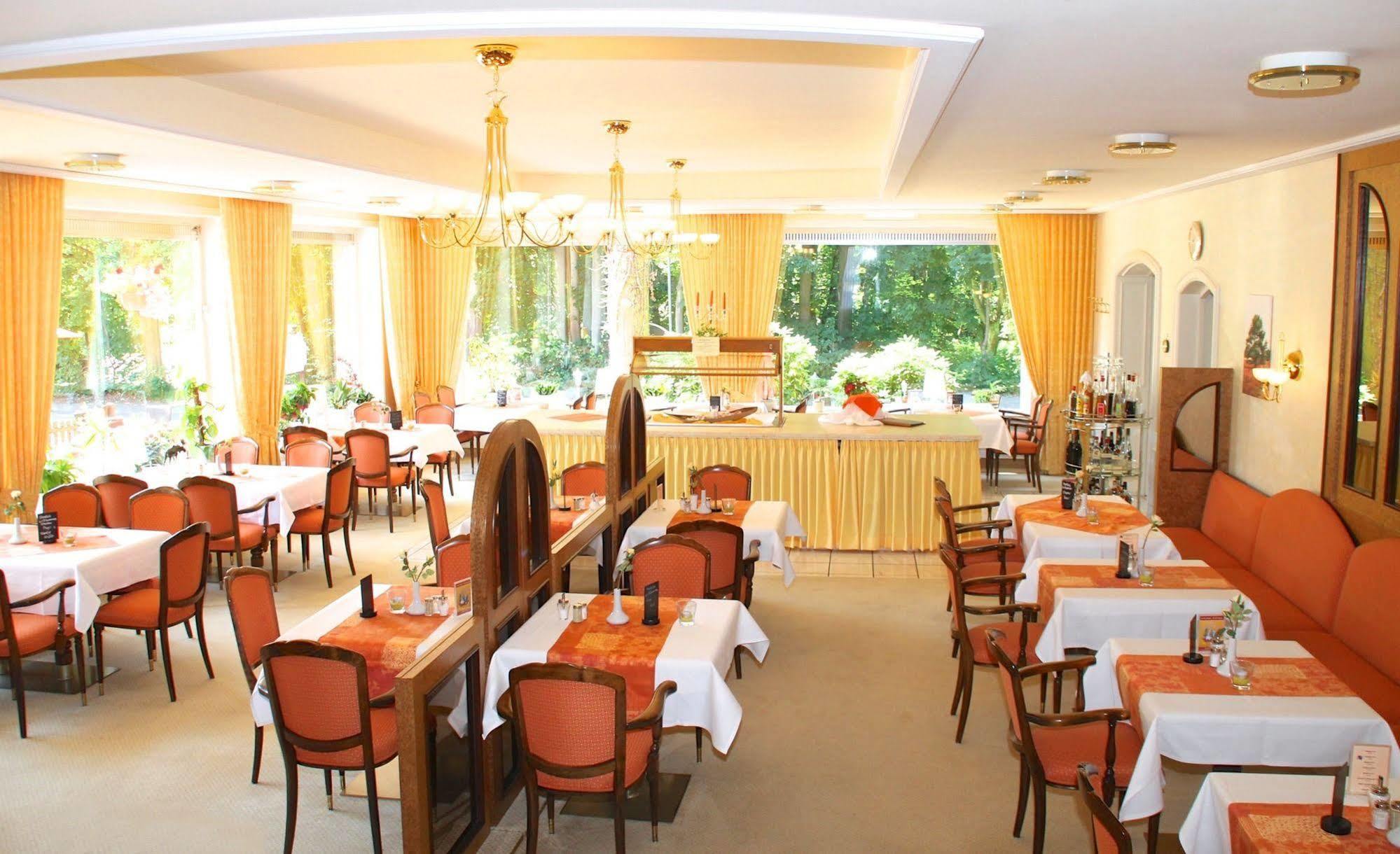Akzent Hotel Berlin バート・ベヴェンセン エクステリア 写真